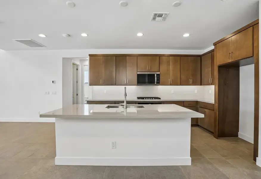 Kitchen - 6 of 12 Kitchen - 6 of 12