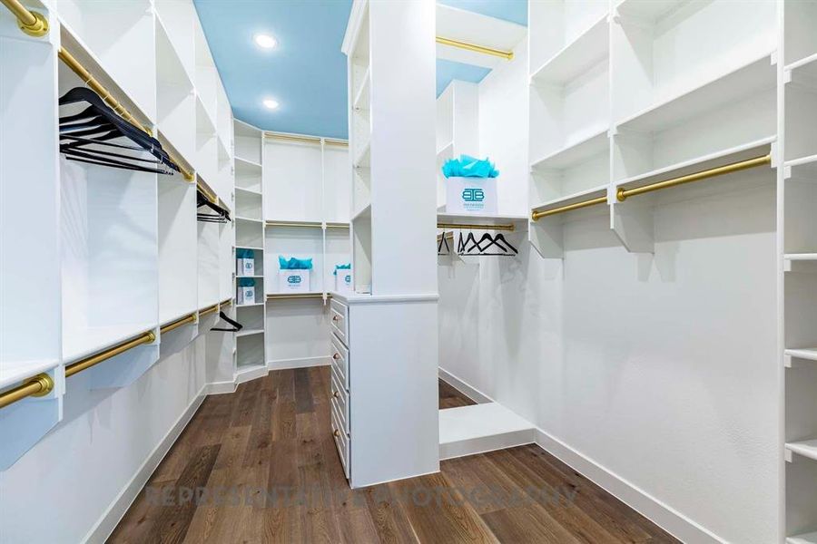 Furnished interior view inside a new home in Star Trail, Prosper (Image 29).