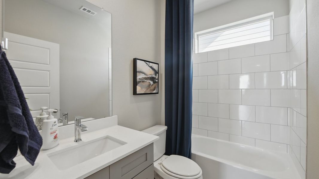 Furnished interior view inside a new home in Rock Creek West, Fort Worth (Image 8). Furnished interior view inside a new home in Rock Creek West, Fort Worth (Image 8).