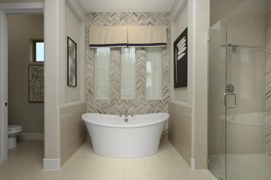 The Castella II Primary Bath