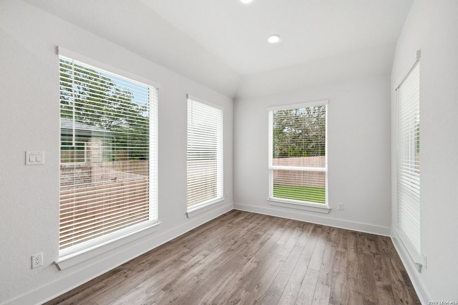 Spacious, unfurnished interior of a new home in The Reserve at Potranco Oaks, Castroville (Image 20).