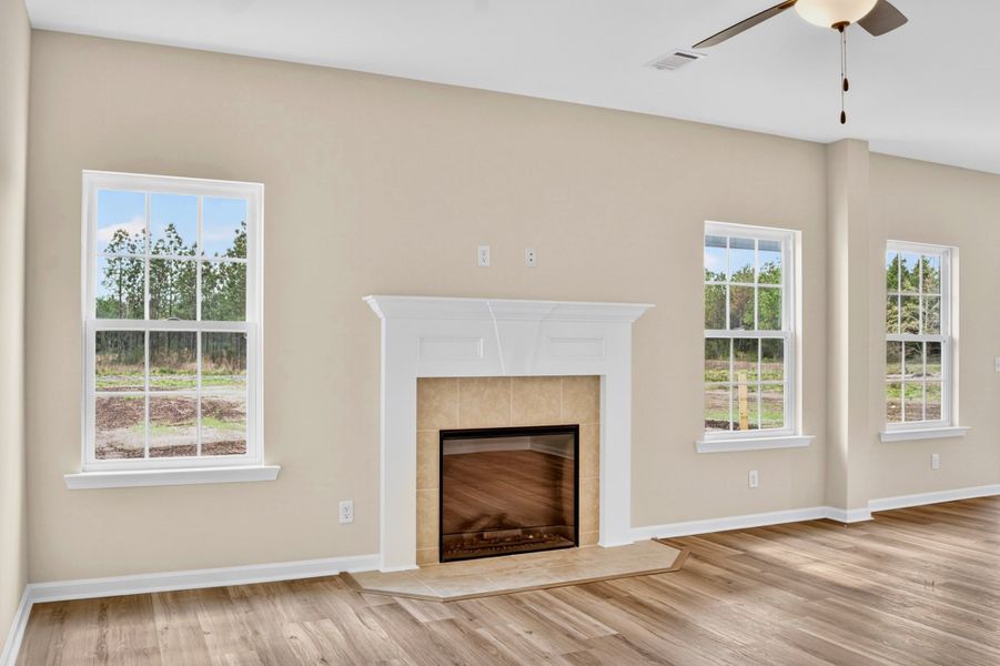 Representative unfurnished interior of a home built from the The Sunbury by RTS Homes in Doctor's Creek, Ludowici (Image 14).