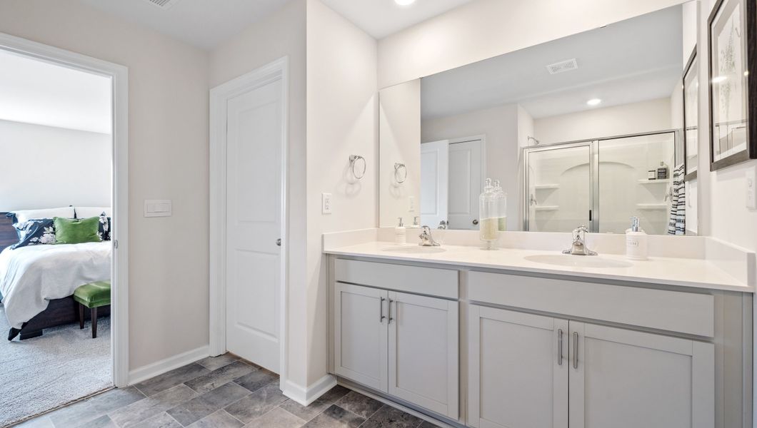 Representative furnished interior of a home built from the ROBIE by D.R. Horton in Seneca Falls, Seneca (Image 30).