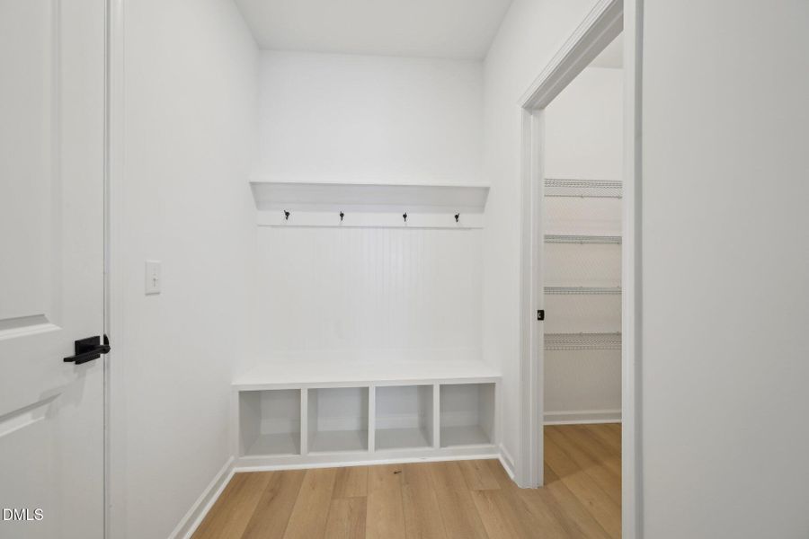 23-web-or-mls-Emeline Way 10-023 23-web-or-mls-Emeline Way 10-023