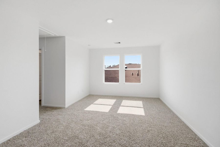 Spacious, unfurnished interior of a new home in Maple Woods, Hockley (Image 19).