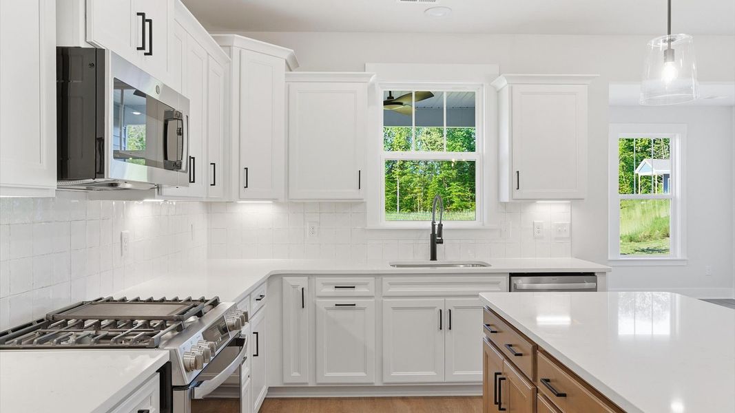 Furnished interior view inside a new home in Harrier Point, Woodruff (Image 13).