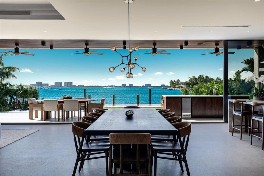 Community amenities in , Miami Beach (Image 32).