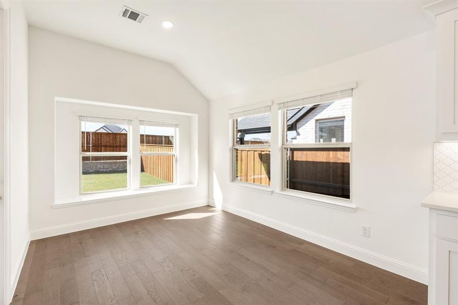 Spacious, unfurnished interior of a new home in Creekview Meadows, Pilot Point (Image 33).