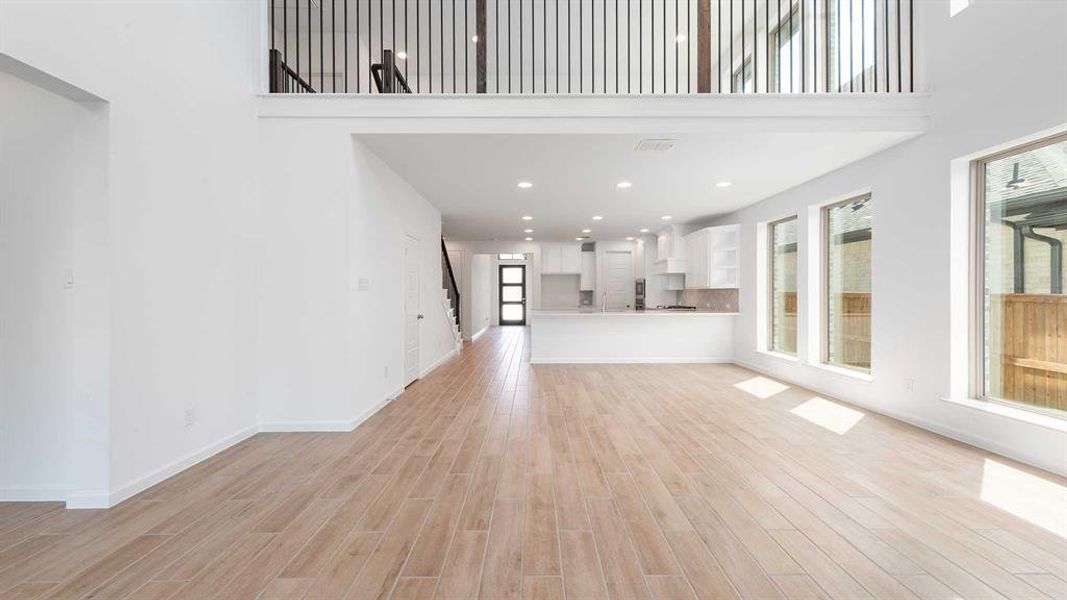 Image 23 of a home in Devonshire - Reserve 45'. Image 23 of a home in Devonshire - Reserve 45'.