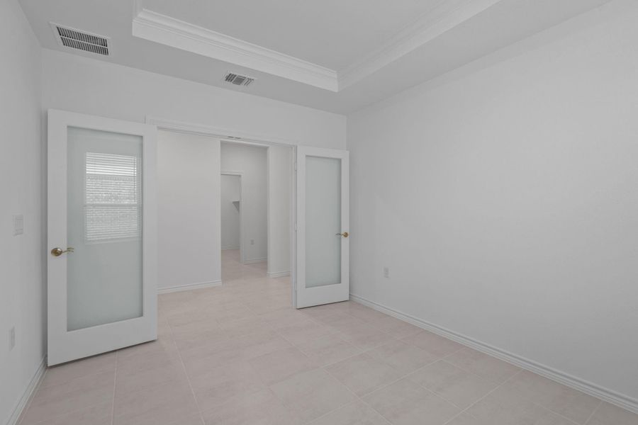 Spacious, unfurnished interior of a new home in Del Webb Fulshear, Fulshear (Image 12). Spacious, unfurnished interior of a new home in Del Webb Fulshear, Fulshear (Image 12).