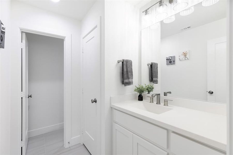 Furnished interior view inside a new home in , Prosper (Image 33).
