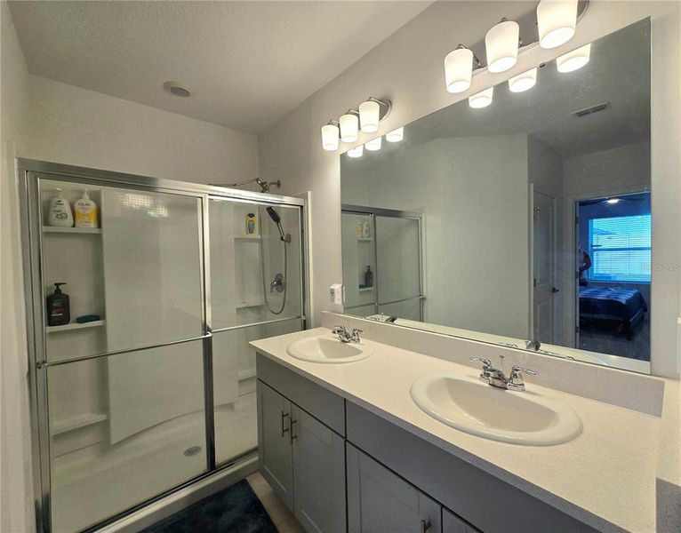 Furnished interior view inside a new home in , Haines City (Image 9).