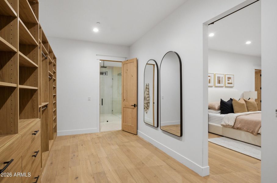 21_4825 n 70th st-21