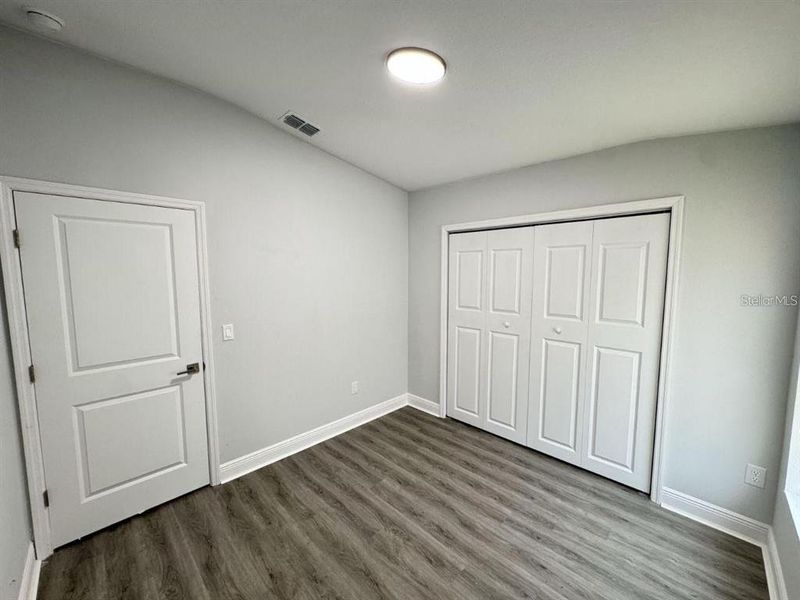 Spacious, unfurnished interior of a new home in , Winter Haven (Image 11).