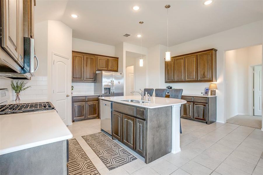 Furnished interior view inside a new home in Chisholm Hills, Cleburne (Image 15). Furnished interior view inside a new home in Chisholm Hills, Cleburne (Image 15).