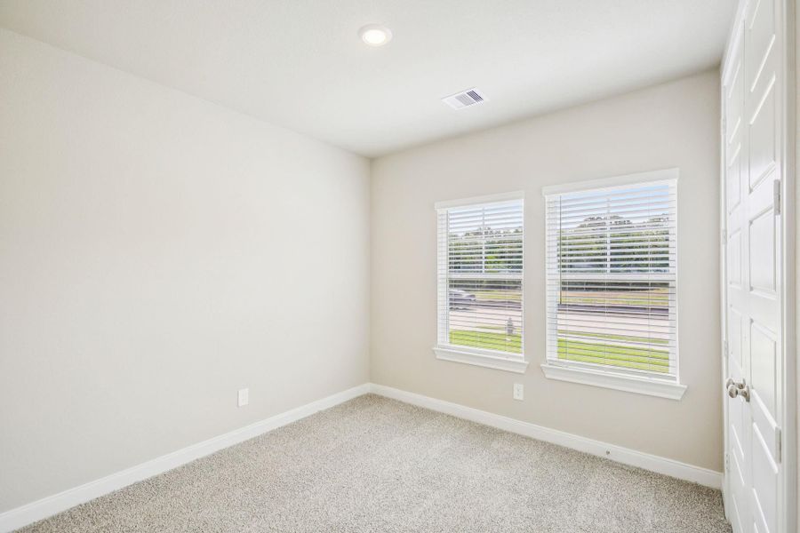 Photo is not of the actual home, but is an inspirational photo of builder’s model home and may depict options, furnishings, and/or decorator features that are not included Photo is not of the actual home, but is an inspirational photo of builder’s model home and may depict options, furnishings, and/or decorator features that are not included