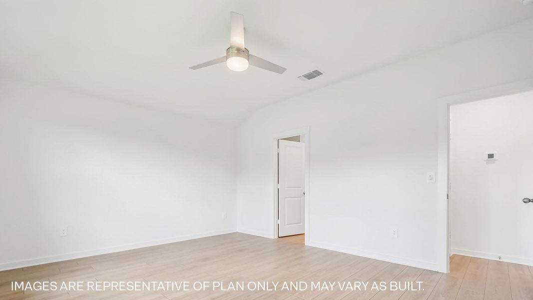 Representative unfurnished interior of a home built from the The Harris by D.R. Horton in Trails at Wildhorse, Austin (Image 19).