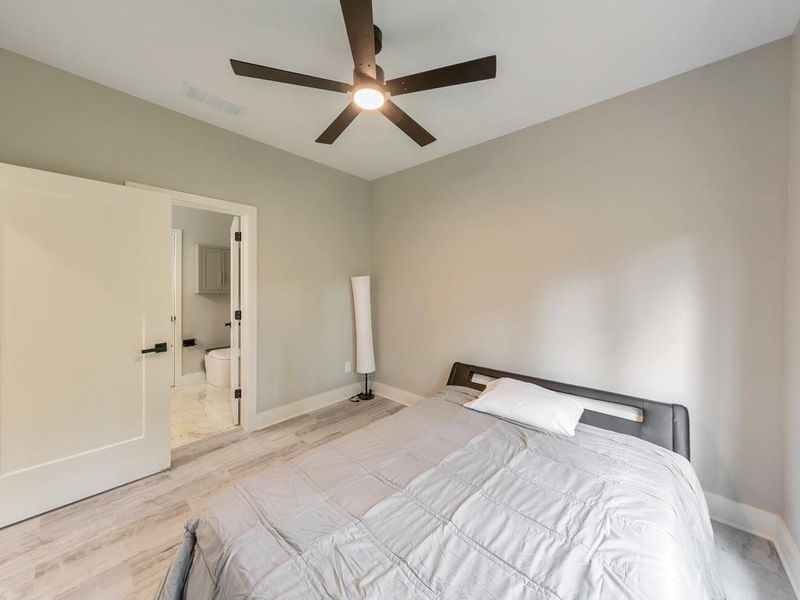 Image 44 of a home in .