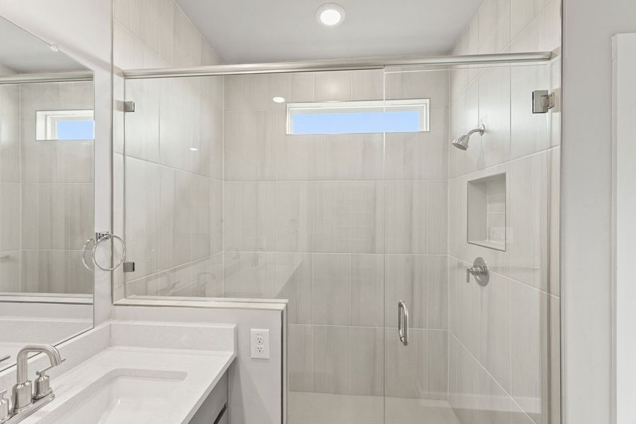 Furnished interior view inside a new home in Highland Ridge, New Braunfels (Image 11).