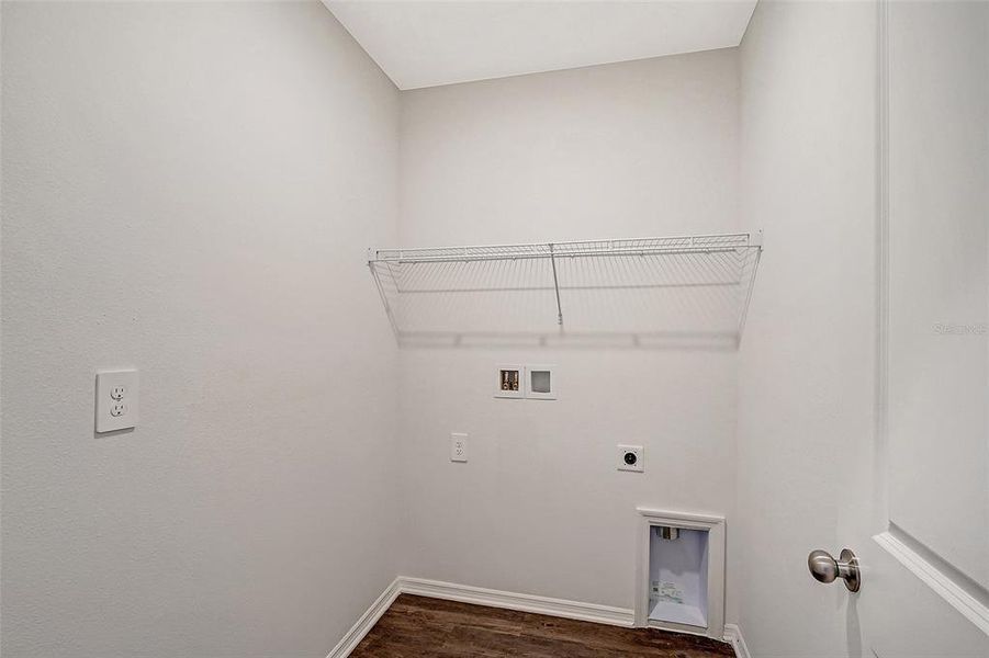 Spacious, unfurnished interior of a new home in Broadleaf, Parrish (Image 21).