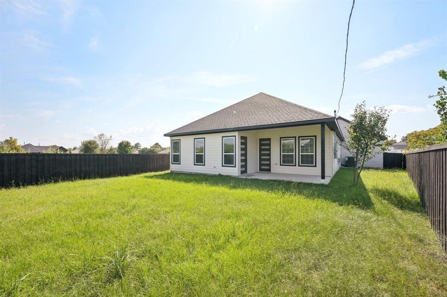 Image 37 of a home in . Image 37 of a home in .