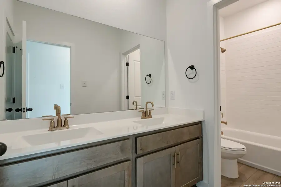 Furnished interior view inside a new home in Arcadia Ridge, San Antonio (Image 7).