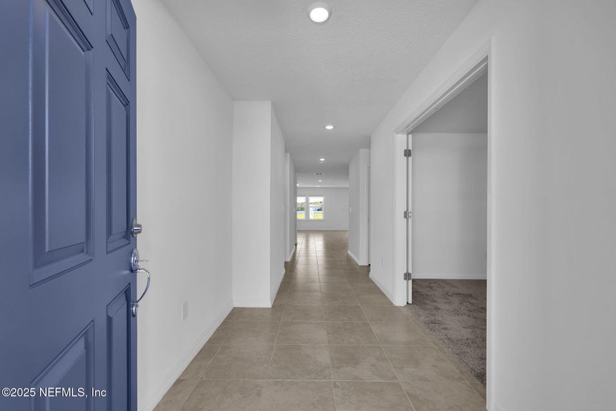 Spacious, unfurnished interior of a new home in Wells Landing, Jacksonville (Image 27). Spacious, unfurnished interior of a new home in Wells Landing, Jacksonville (Image 27).