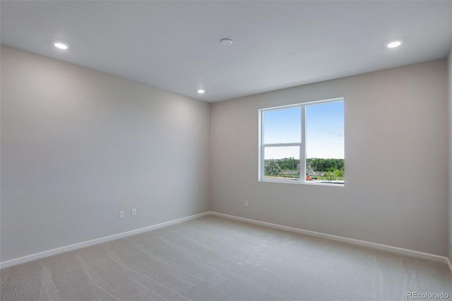 Spacious, unfurnished interior of a new home in Sugar Mill Village, Longmont (Image 29). Spacious, unfurnished interior of a new home in Sugar Mill Village, Longmont (Image 29).