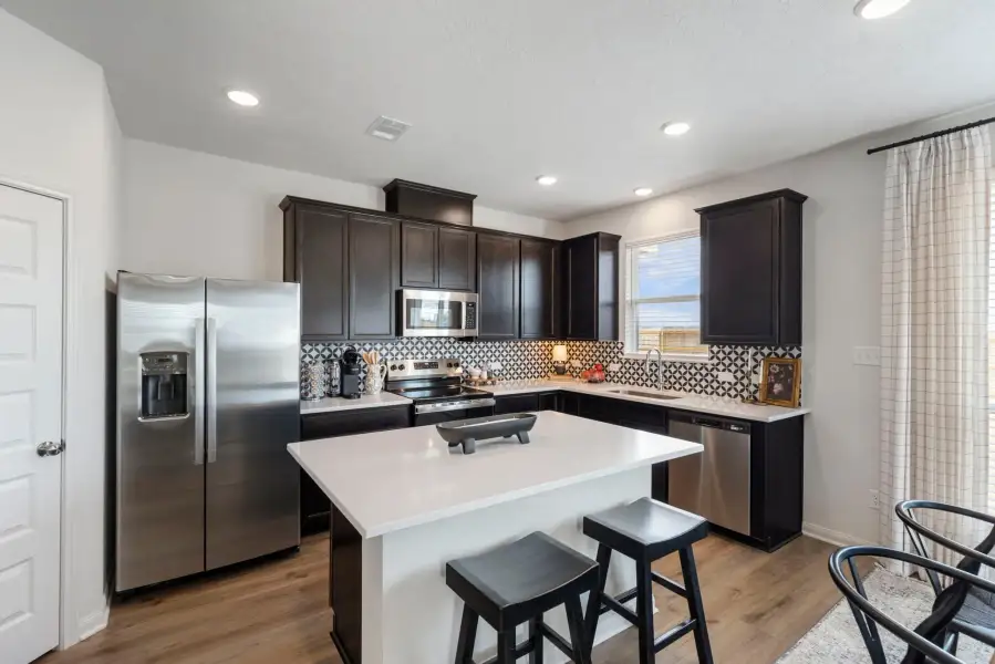 Furnished interior view inside a new home in Grand Lake, Snook (Image 26).