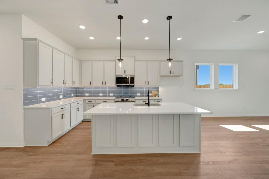 Furnished interior view inside a new home in The Grand Prairie - Meadow Collection, Hockley (Image 16).