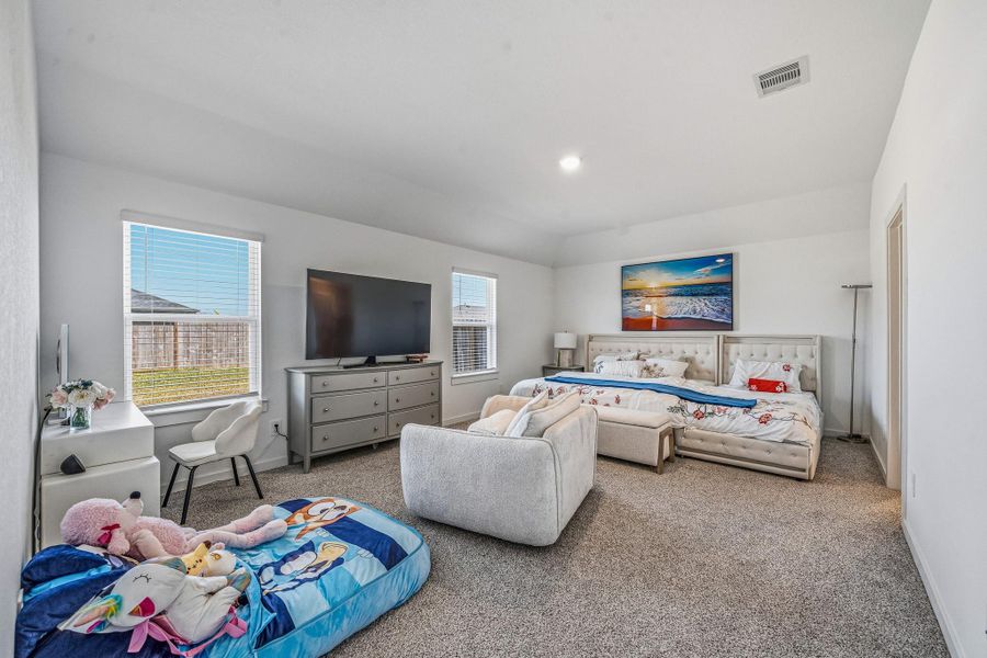 Furnished interior view inside a new home in , Fulshear (Image 28).