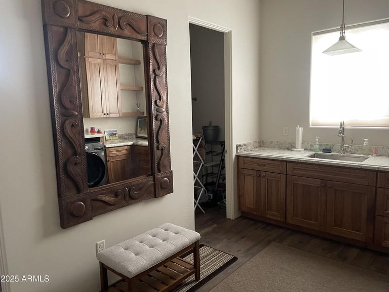 54B04F2B-9BA5-479A-8E9B-6BBB3793A676 54B04F2B-9BA5-479A-8E9B-6BBB3793A676