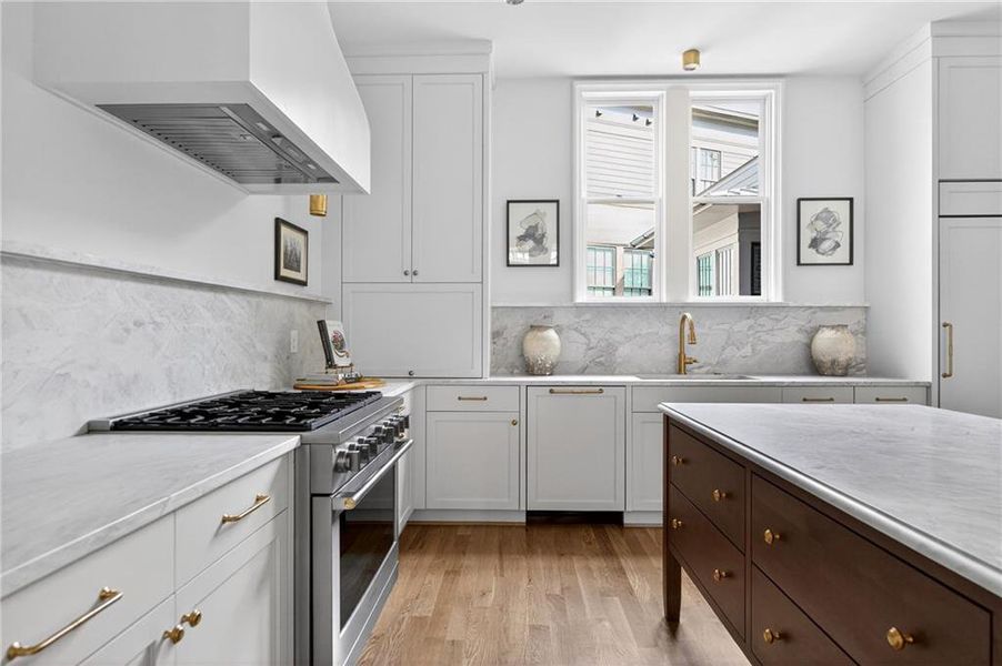 Furnished interior view inside a new home in Delmont, Atlanta (Image 37). Furnished interior view inside a new home in Delmont, Atlanta (Image 37).