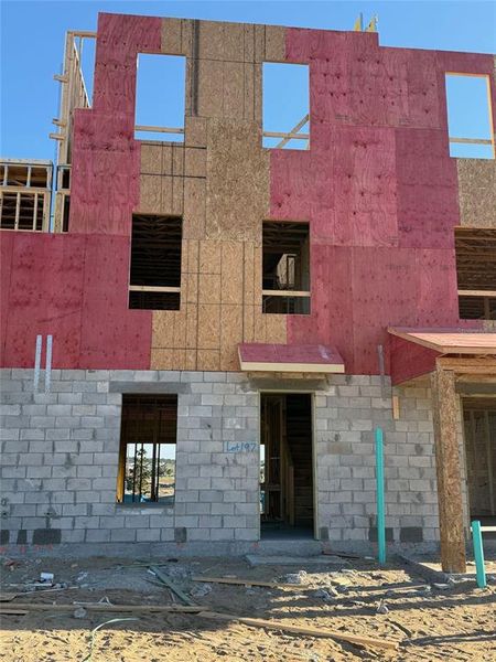 In-progress construction of a new home in Parkview at Hamlin, Winter Garden, FL (Image 15). In-progress construction of a new home in Parkview at Hamlin, Winter Garden, FL (Image 15).