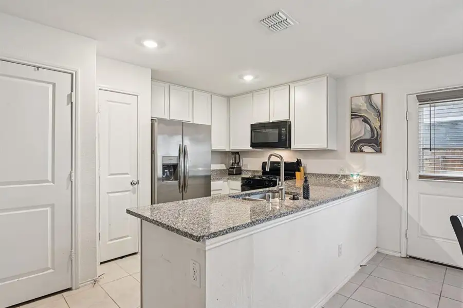 Furnished interior view inside a new home in , Crandall (Image 15).