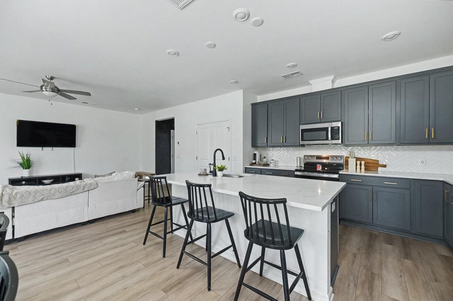Furnished interior view inside a new home in Parker's Preserve, Ridgeville (Image 12).