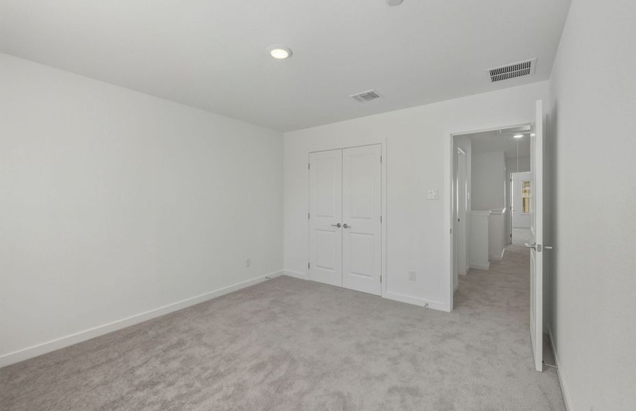 Spacious, unfurnished interior of a new home in Monarch on Main, Round Rock (Image 34).