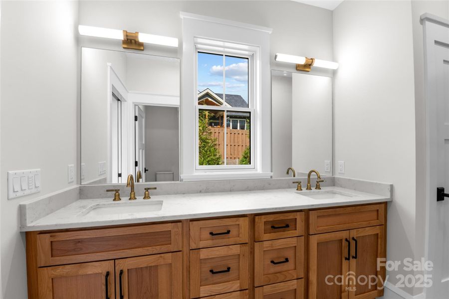 Image 19 of a home in .