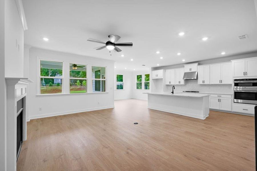 Spacious, unfurnished interior of a new home in Reserve at Hickory Walk, Kennesaw (Image 12).