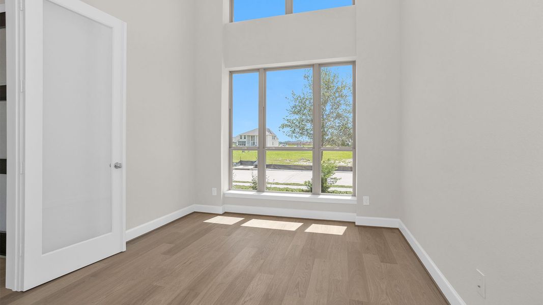 Spacious, unfurnished interior of a new home in Meridiana, Manvel (Image 20). Spacious, unfurnished interior of a new home in Meridiana, Manvel (Image 20).