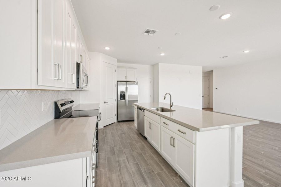 12-web-or-mls-W Camino de Oro-S1103-012