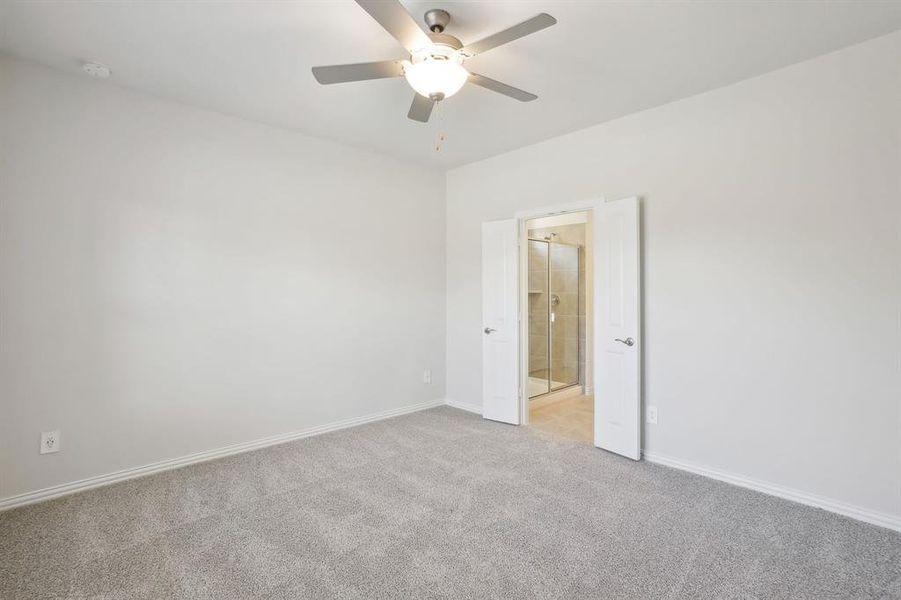 Photo is not of the actual home, but is an inspirational photo of builder’s model home and may depict options, furnishings, and/or decorator features that are not included.