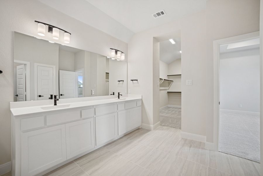 Owner's Bath Owner's Bath