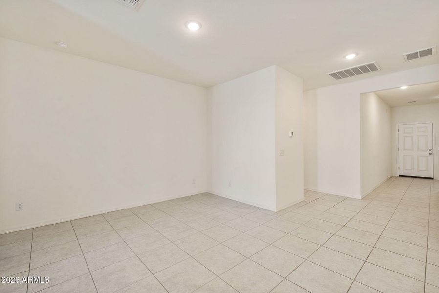 18-web-or-mls-_DSC3012 18-web-or-mls-_DSC3012