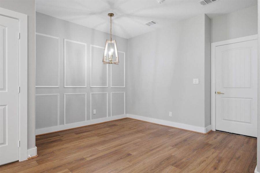 Spacious, unfurnished interior of a new home in , Houston (Image 39).