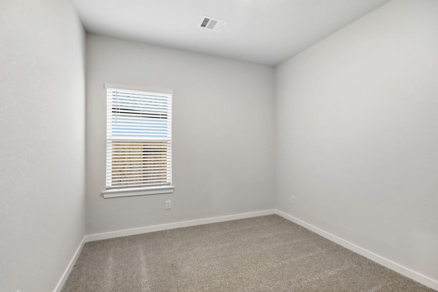 Spacious, unfurnished interior of a new home in Caney Mills, Conroe (Image 11). Spacious, unfurnished interior of a new home in Caney Mills, Conroe (Image 11).