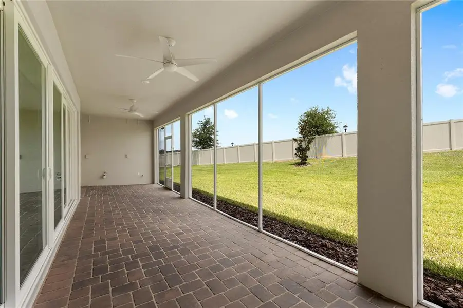 Exterior details and patio area of a home in , Mount Dora (Image 4).