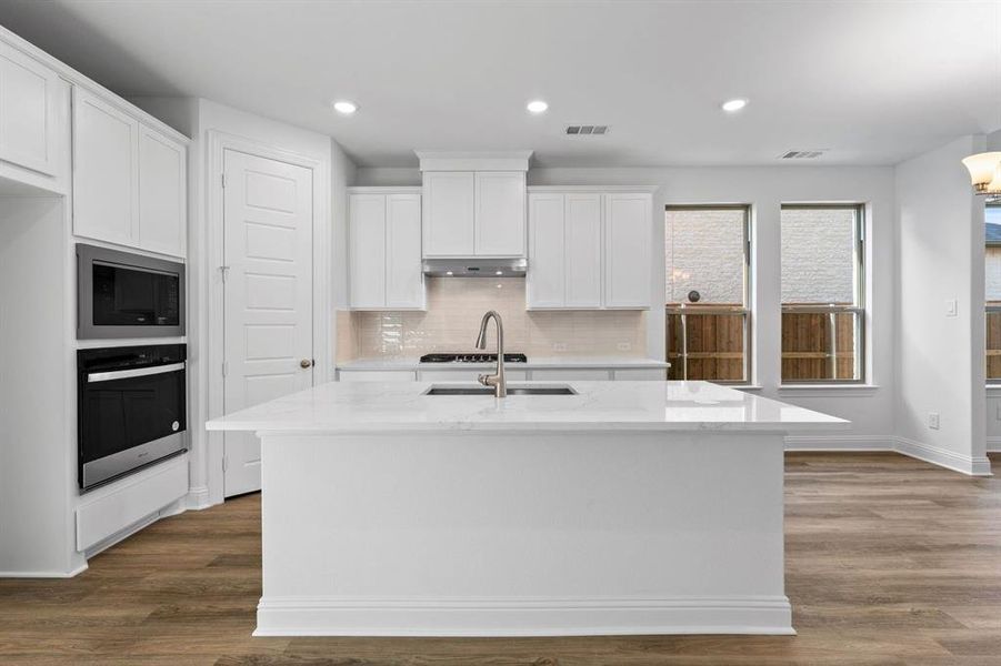 DAL_Trinity Falls_Kenedy_8321 Oak Island Trl (8)