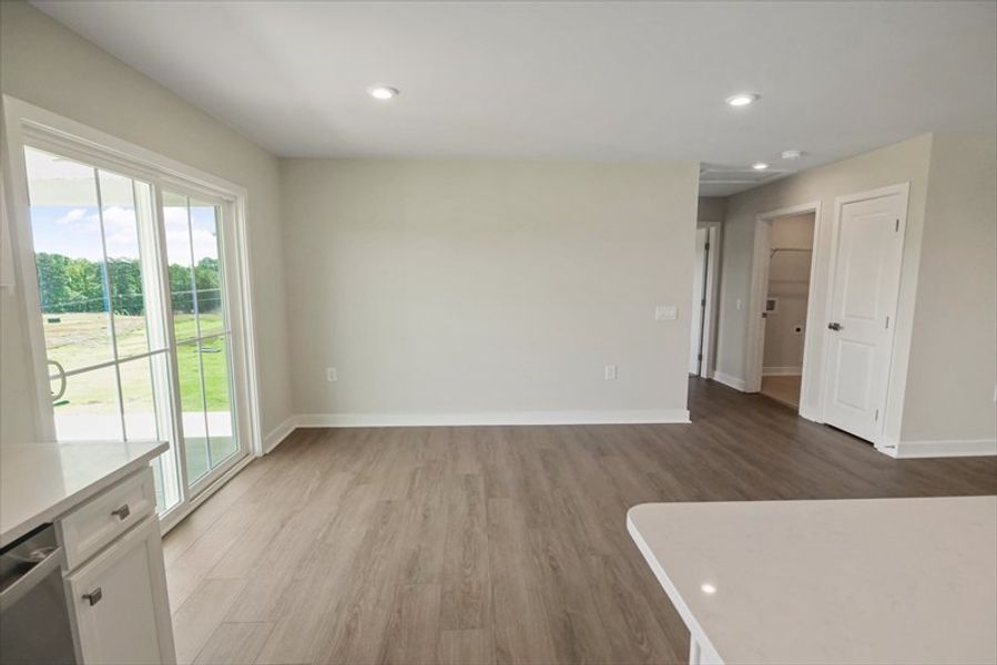 Spacious, unfurnished interior of a new home in Claiborne Ridge, Landrum (Image 13). Spacious, unfurnished interior of a new home in Claiborne Ridge, Landrum (Image 13).