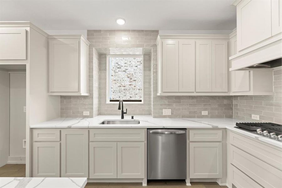 Furnished interior view inside a new home in Inspiration, Lucas (Image 14).